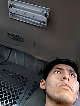 Snapshot of Jonathan100pre chatting on 02-20-26, 10:12 Jonathan100pre online show from 02-20-26, 10:12