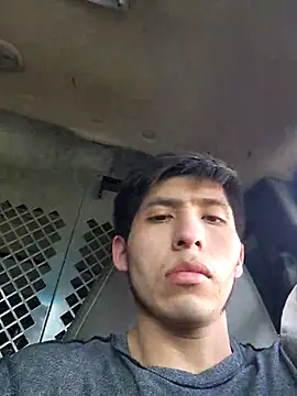 Snapshot of Jonathan100pre chatting on 03-06-26, 09:54 Jonathan100pre online show from 03-06-26, 09:54