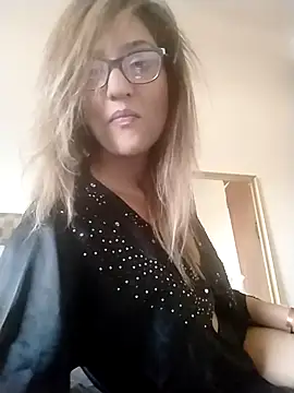 karmicQueen669 online show from 04-11-26, 03:16