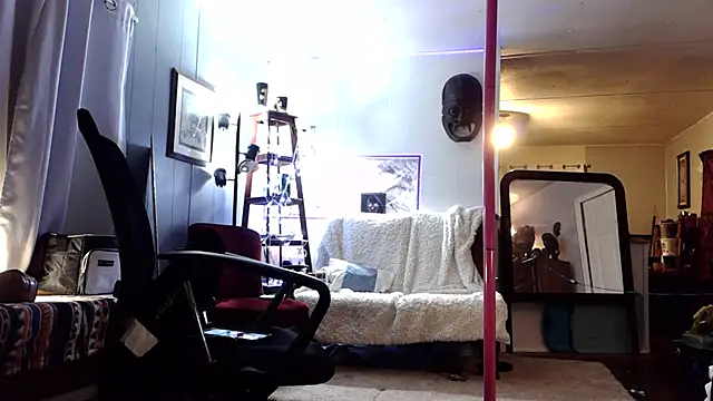 Genevieve143 online show from 02-20-26, 06:19