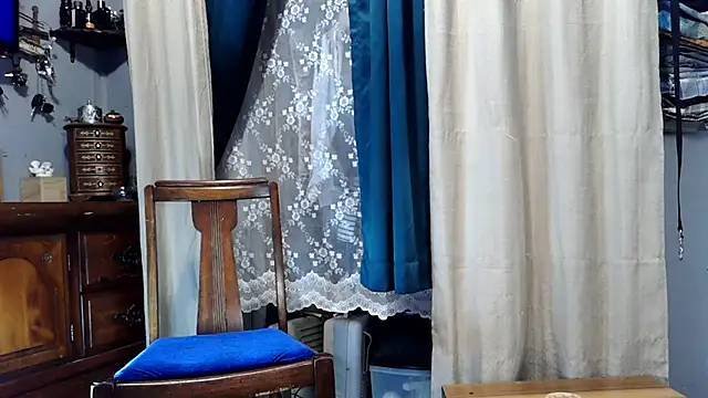 Genevieve143 online show from 02-08-26, 11:02