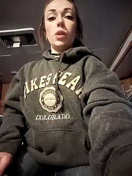 Genevieve143 online show from 03-17-26, 12:13