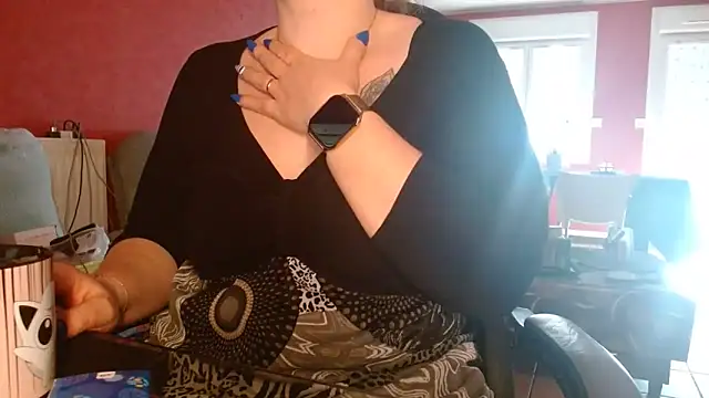 Snapshot of cruellaculdenfer67 chatting on 03-21-25, 01:45 cruellaculdenfer67 online show from 03-21-25, 01:45