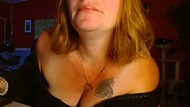 cruellaculdenfer67 online show from 06-03-26, 08:57
