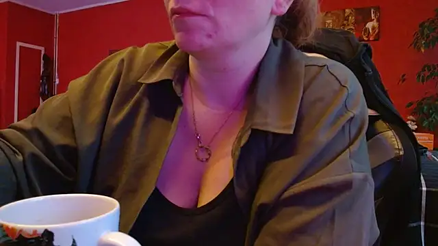 cruellaculdenfer67 online show from 11-18-25, 08:06