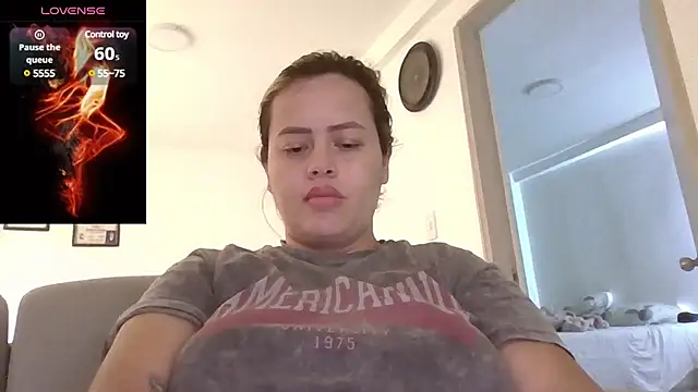 Snapshot of saramartinez1000 chatting on 03-17-25, 06:32 saramartinez1000 online show from 03-17-25, 06:32