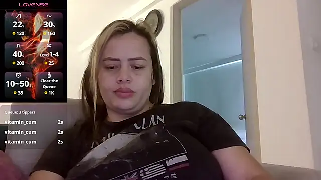Snapshot of saramartinez1000 chatting on 02-19-25, 05:49 saramartinez1000 online show from 02-19-25, 05:49