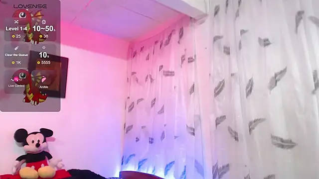 Snapshot of tania_060101 chatting on 01-22-25, 03:29 tania 060101 online show from 01-22-25, 03:29