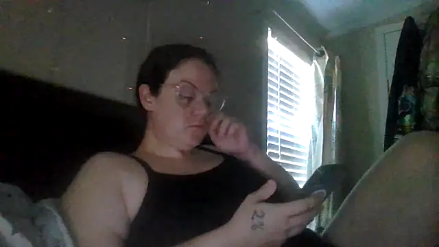 velvetta  online show from 11-22-25, 07:46