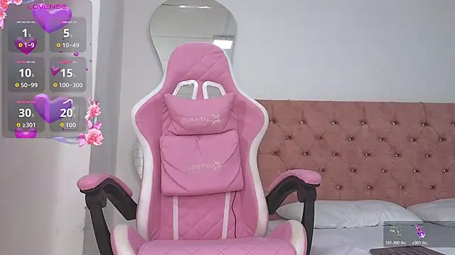 Tiphani walker  online show from 04-12-26, 11:35