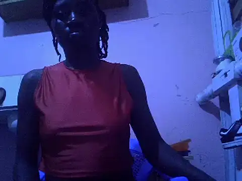 Snapshot of Petite_rider chatting on 03-20-25, 07:46 Petite rider online show from 03-20-25, 07:46