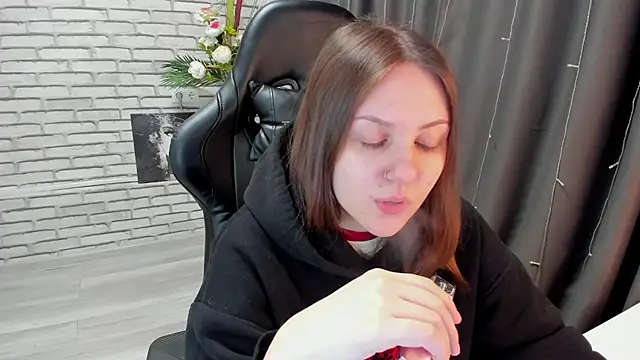 Snapshot of Kvetachka chatting on 03-02-25, 01:04 Kvetachka online show from 03-02-25, 01:04
