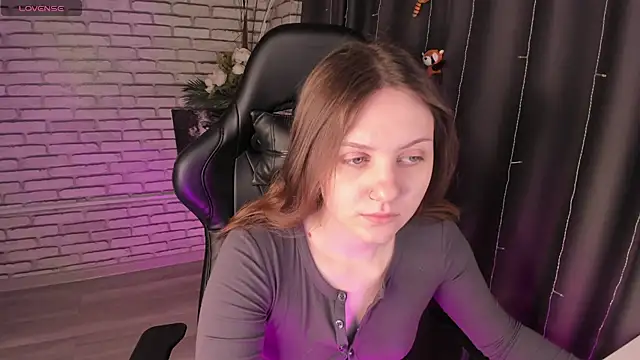 Snapshot of Kvetachka chatting on 03-23-25, 12:36 Kvetachka online show from 03-23-25, 12:36