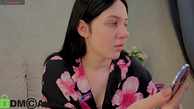 Snapshot of Kvetachka chatting on 09-26-25, 12:39 Kvetachka online show from 09-26-25, 12:39