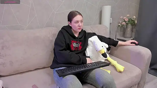 Snapshot of Kvetachka chatting on 03-20-25, 03:56 Kvetachka online show from 03-20-25, 03:56