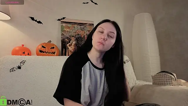 Kvetachka online show from 10-28-25, 01:17