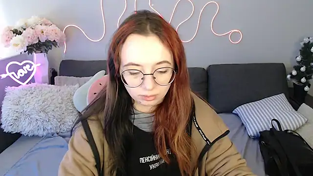 Mini Diva online show from 02-01-26, 09:07