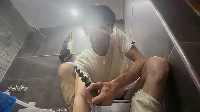 nicolaaaaas online show from 01-06-26, 04:00