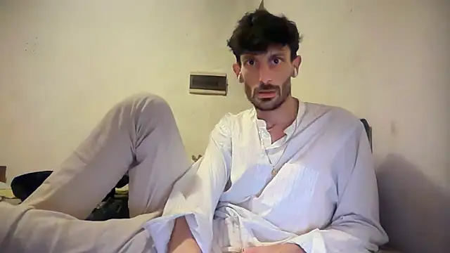 nicolaaaaas online show from 12-19-25, 11:01