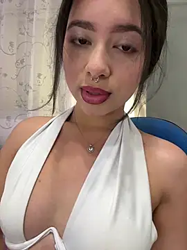 AliceJovovich online show from 12-30-24, 10:43