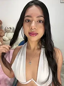 AliceJovovich online show from 03-06-25, 10:52