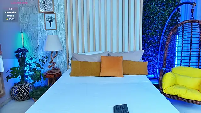 BriannaHart online show from 12-05-25, 07:29