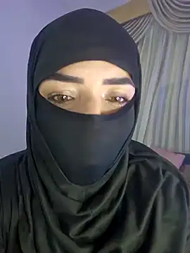 Snapshot of Uzra_hayed chatting on 10-07-25, 07:59 Uzra hayed online show from 10-07-25, 07:59