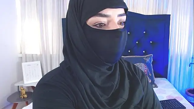 Uzra hayed online show from 10-26-25, 02:28