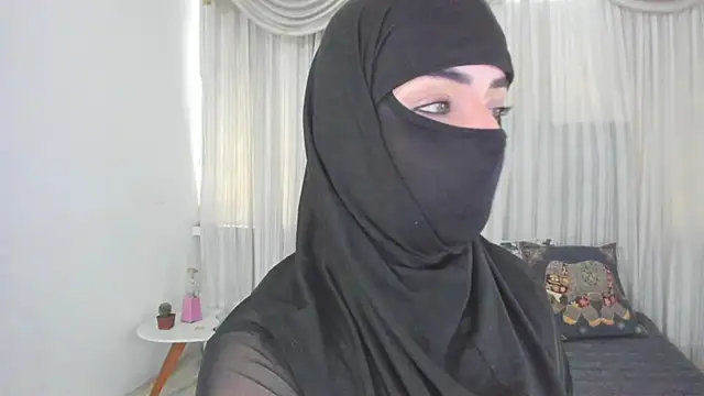 Snapshot of Uzra_hayed chatting on 06-03-26, 02:55 Uzra hayed online show from 06-03-26, 02:55
