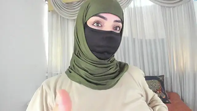 Uzra hayed online show from 04-20-26, 01:56