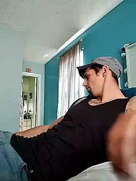 Snapshot of savhorseridecwby chatting on 10-09-25, 03:01 savhorseridecwby online show from 10-09-25, 03:01