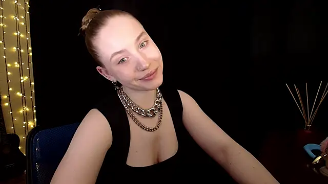 SindiWatsoon online show from 03-28-26, 07:26