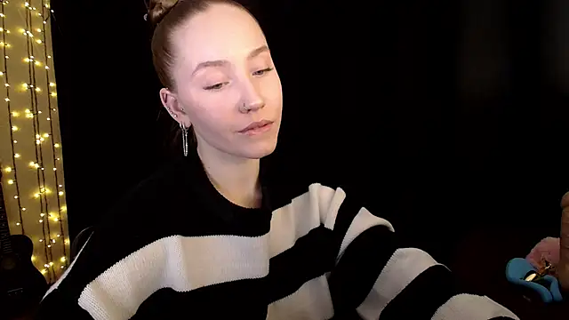 Snapshot of SindiWatsoon chatting on 02-03-26, 01:27 SindiWatsoon online show from 02-03-26, 01:27