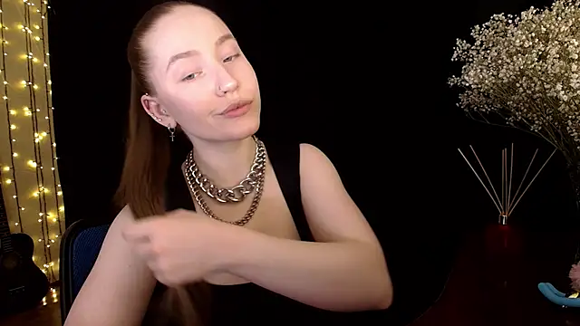 Snapshot of SindiWatsoon chatting on 03-03-26, 03:08 SindiWatsoon online show from 03-03-26, 03:08