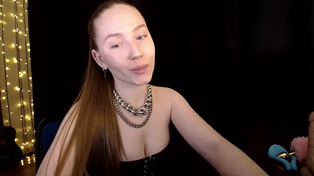 Snapshot of SindiWatsoon chatting on 02-14-26, 03:45 SindiWatsoon online show from 02-14-26, 03:45