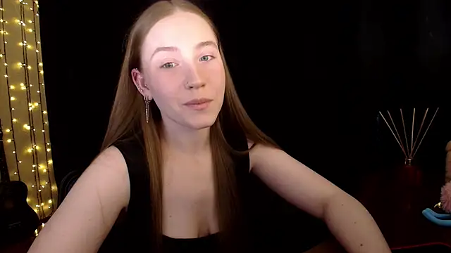 SindiWatsoon online show from 04-22-26, 02:24