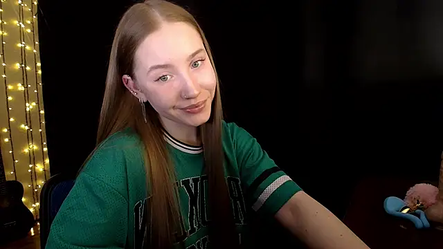 Snapshot of SindiWatsoon chatting on 02-04-26, 02:56 SindiWatsoon online show from 02-04-26, 02:56