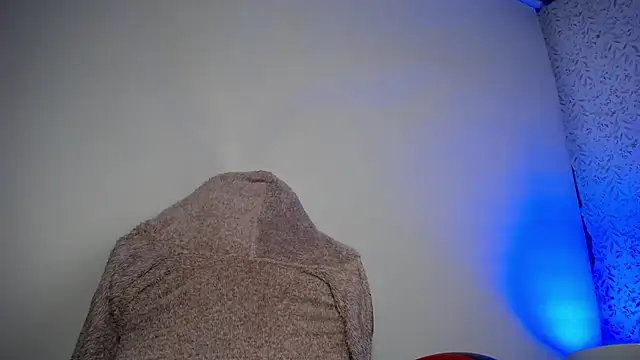 luly pink online show from 03-19-26, 03:06