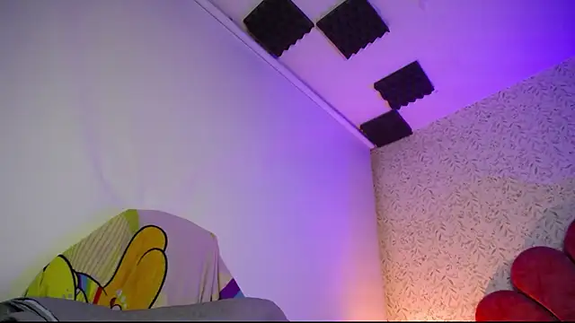 luly pink online show from 05-20-26, 04:20