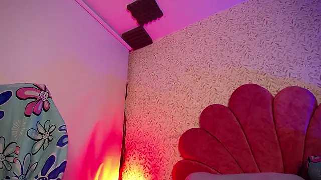 luly pink online show from 05-30-26, 04:41