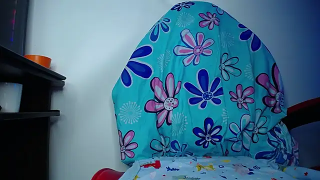 luly pink online show from 03-24-26, 12:32