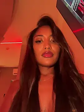 VictoireFeller online show from 02-14-26, 01:39