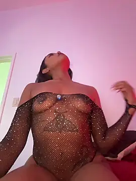 VictoireFeller online show from 02-18-26, 05:16