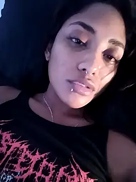 VictoireFeller online show from 12-20-25, 05:54