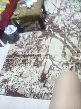 Snapshot of Meral1 chatting on 02-14-25, 08:37 Meral1 online show from 02-14-25, 08:37