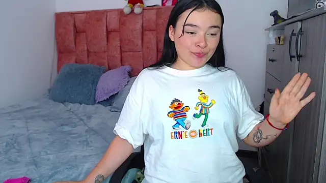 nahia  2 online show from 11-14-25, 07:17