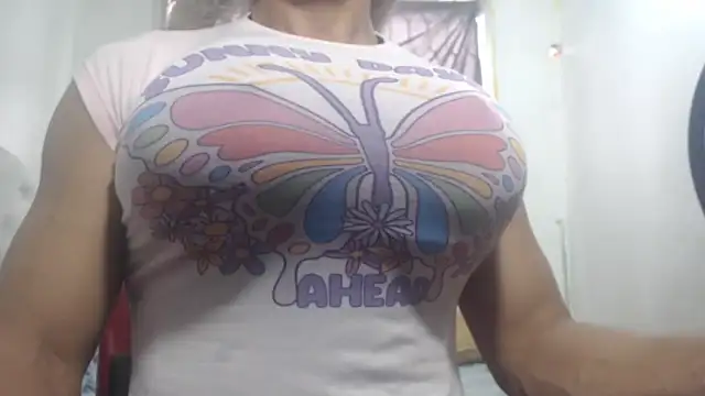 DanielaMuscleTS online show from 05-21-26, 07:55