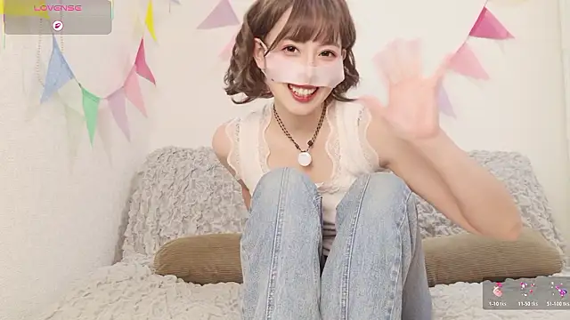 Snapshot of A33-asami chatting on 06-22-26, 01:33 A33-asami online show from 06-22-26, 01:33