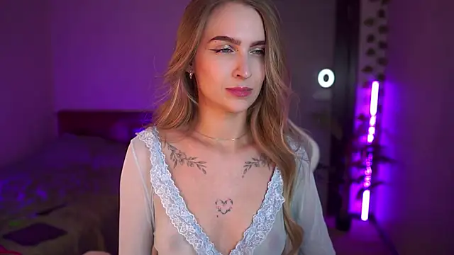 Kamila icee online show from 09-16-25, 06:31