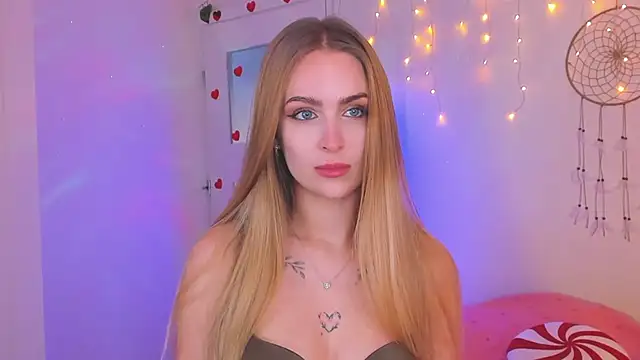 Kamila icee online show from 02-28-25, 08:07